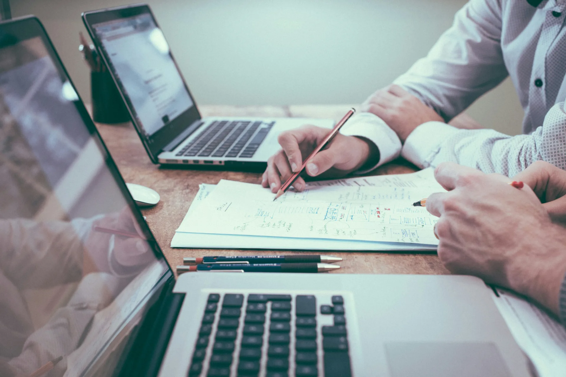 Excel chuỗi: bán hàng và công nợ bị sai